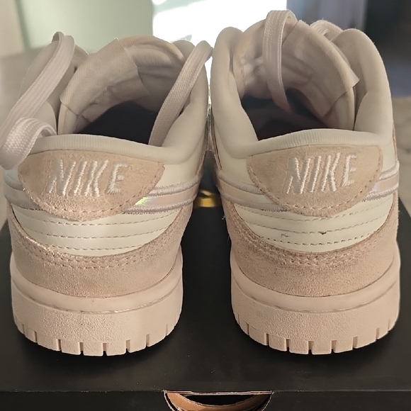 Nike Women's Cream Sneakers - Picture 6 of 7